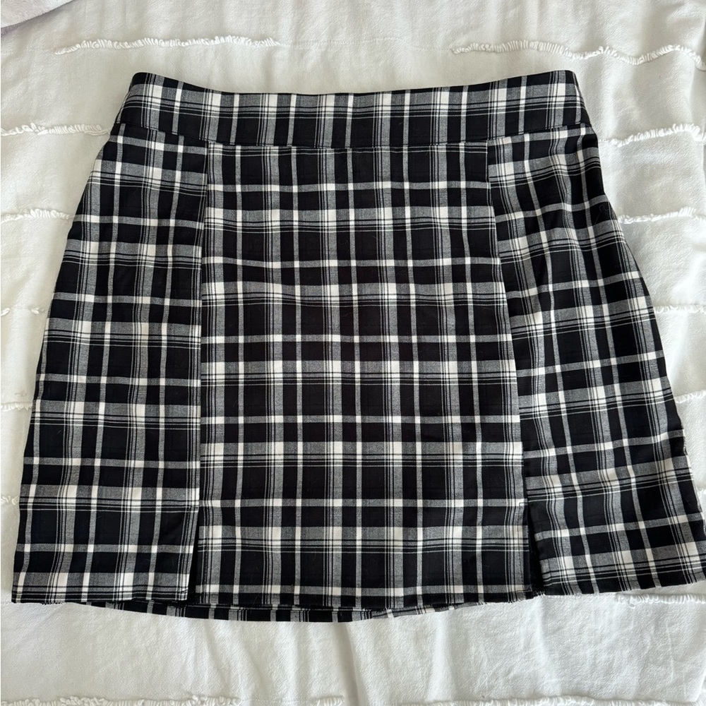Superdown on revolve skirt